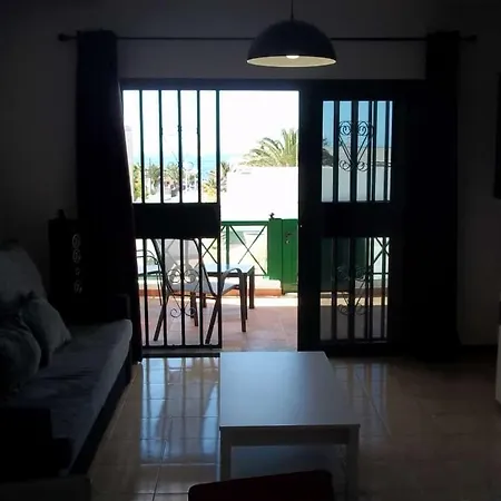 Puerto Del Carmen Sleeps 4 Wifi Appartement *